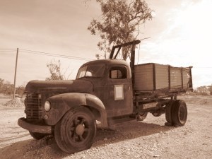 Lightning Ridge Truck